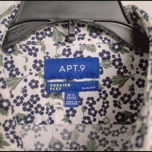 Used Excellent Condition Men’s Apt. 9 Dress Shirt